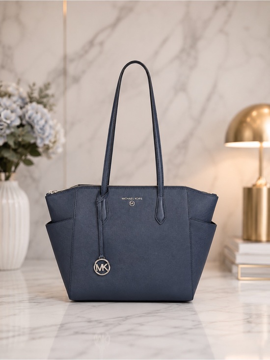 Michael Kors Handbags - Michael Kors Navy Saffiano Leather Tote | Silver Hardware | Work Bag | Like New